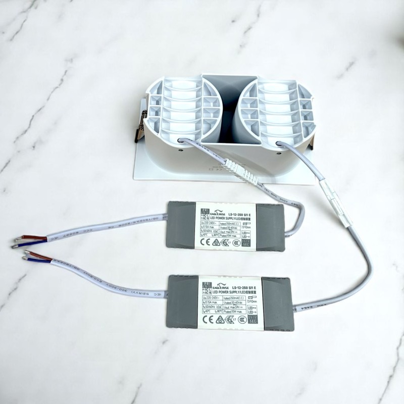 RV - Spot LED encastré double carré blanc 20W, couleurs au choix - Miror