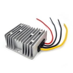 Régulateur de tension 12V DC 10A pour auto, bateau, camion, camping-car et van