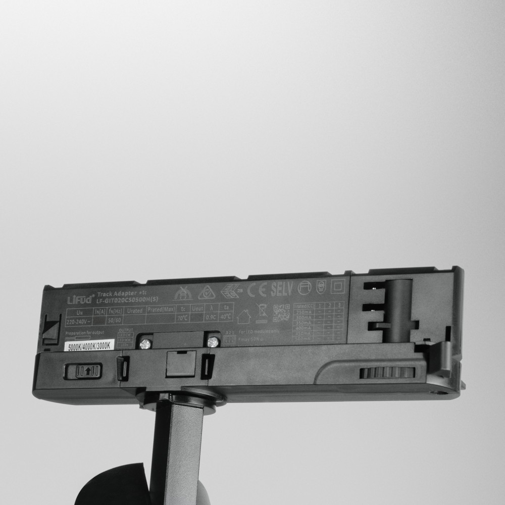 Spot LED carré sur rail orientable 355° 20W Noir - 230V - ORION