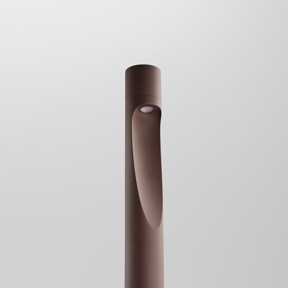 Borne LED architecturale, un faisceau lumineux 60cm 6W Corten