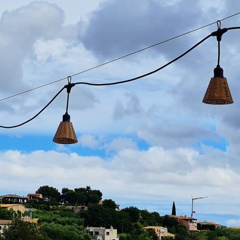 Guirlande solaire de 10 mètres, 20 lampes avec suspension, panneau
