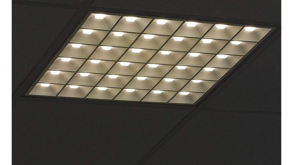 Lot de 10 dalles LED 60x60 - UGR19 - 110 lm/W - 40W - 230V - MATRX