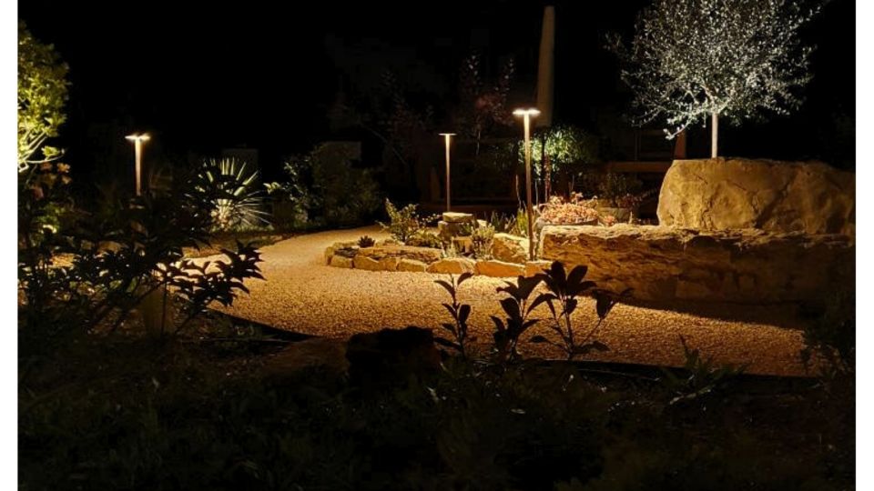 Borne LED extra fine d'extérieur à tête bombée - 7W - 80 cm - Chocolat - HAALÖ