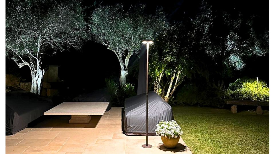 Borne LED extra fine d'extérieur à tête bombée - 23W - 200 cm - Chocolat - HAALÖ