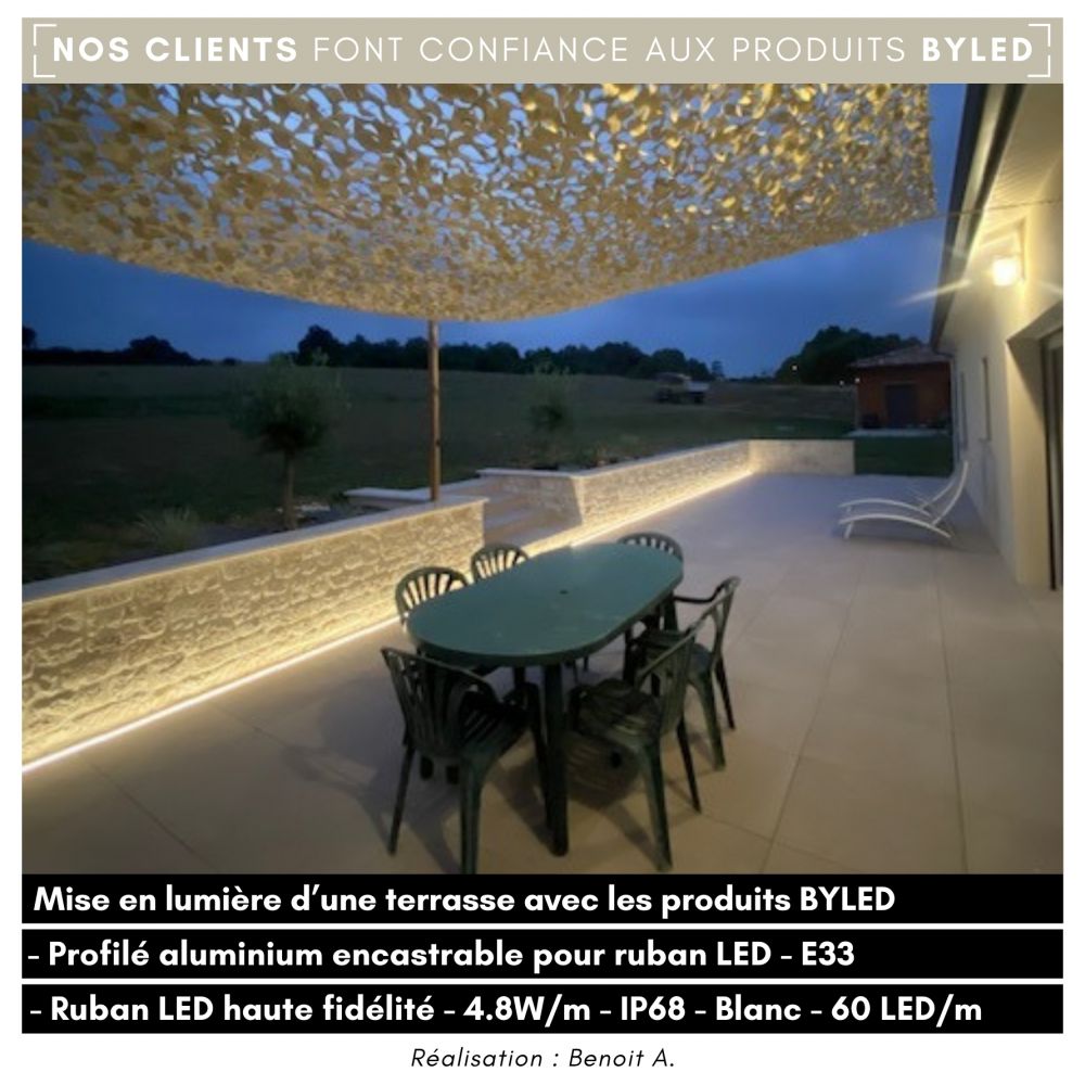 Ruban LED 2835+ - 4,8W/m - IP68 - Blanc - 60 LED/m - 5m - 24V - Vue supplémentaire